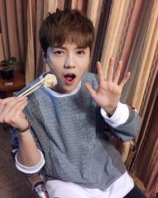 娱乐吃瓜酱p图,明星幕后花絮大曝光！